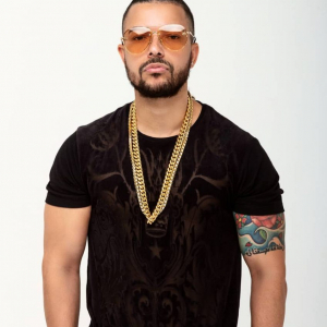 Maceo El Perro Blanco